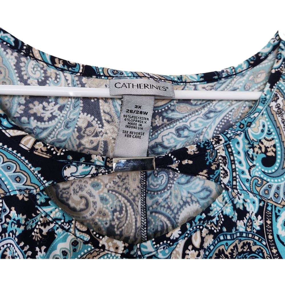 Catherines Blue Paisley Top Silver Accent Cutout Neckline Size 3X Stretchy - Picture 3 of 9